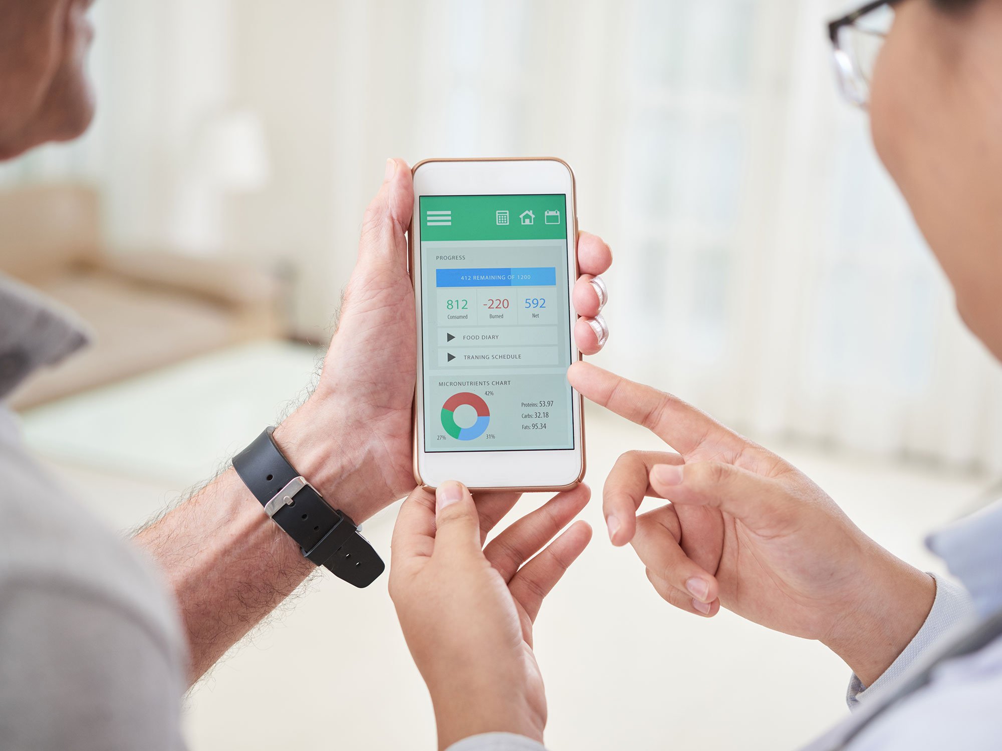 WIFO-Blog_apps-für-versicherungsmakler_GettyImages-1035512844