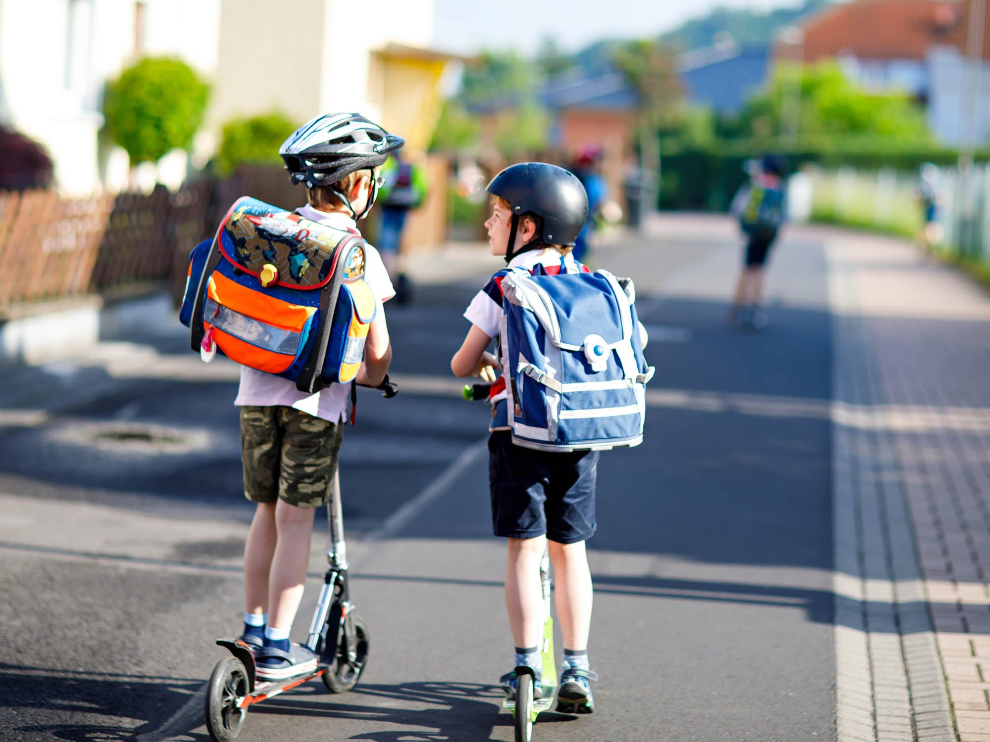 Wifo_Blog_Bu-Vertrag-noch-vor-dem-Schulabschluss_GettyImages-973261704