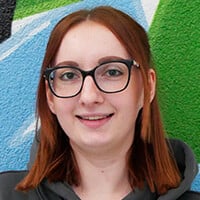 ansprechpartner-deborah-besenschek